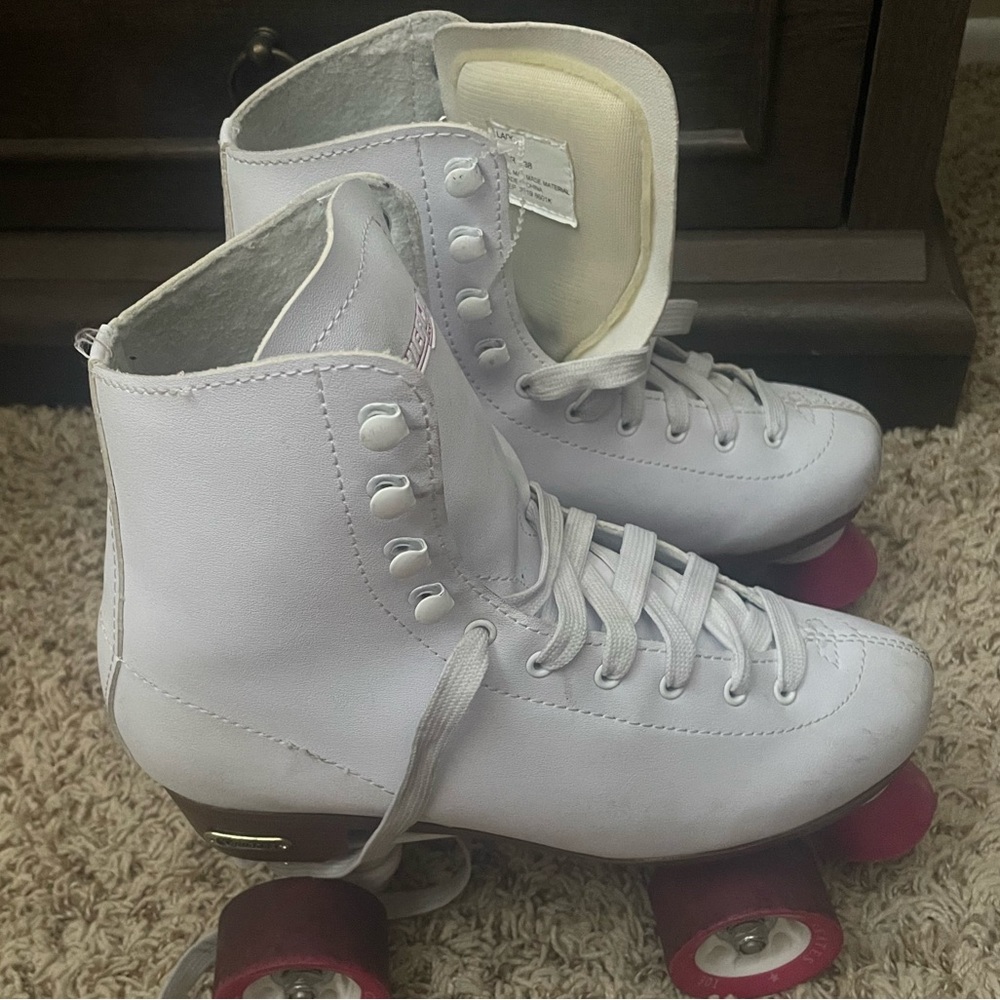 Chicago Skates - Picture 4 of 6